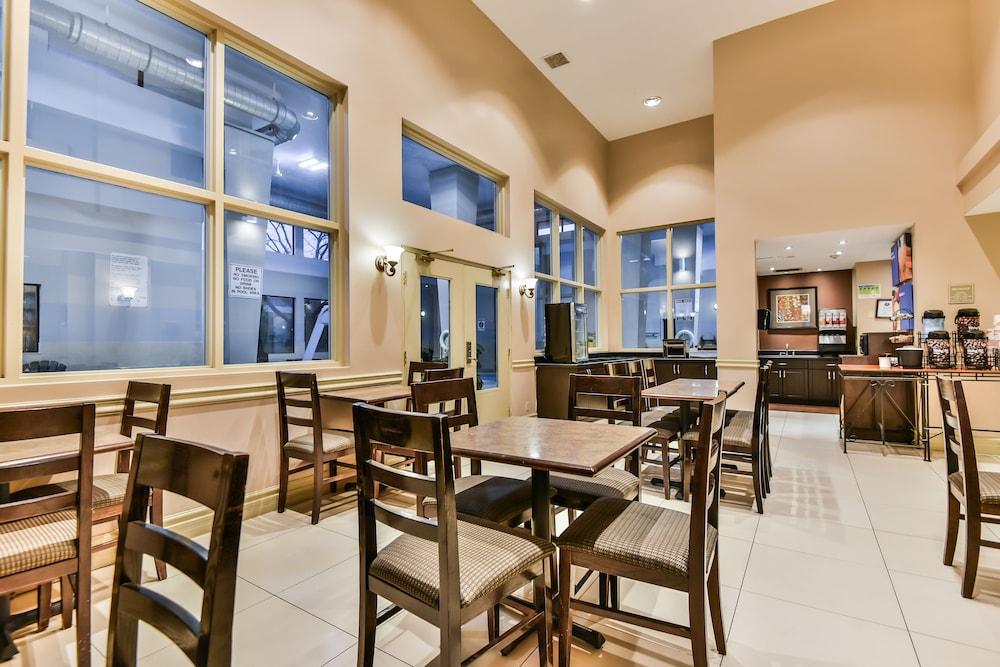 ווינדזור Comfort Inn & Suites Ambassador Bridge מראה חיצוני תמונה