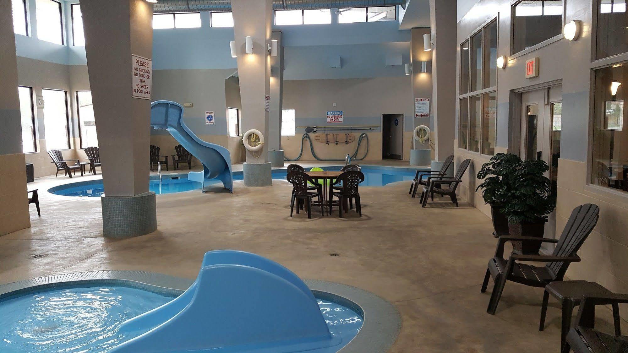 ווינדזור Comfort Inn & Suites Ambassador Bridge מראה חיצוני תמונה